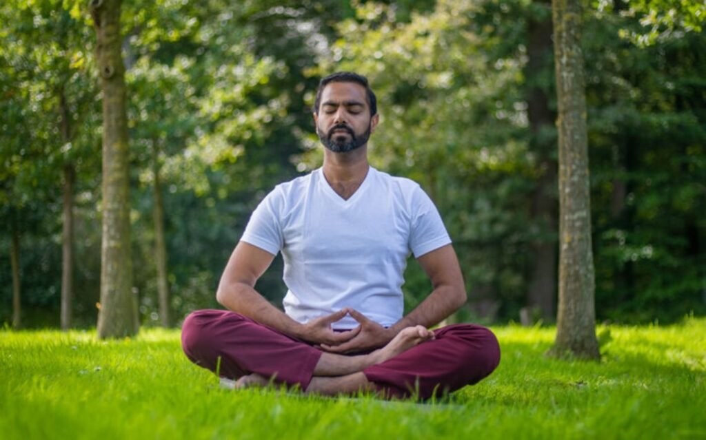%deccan rehab kolhapur%